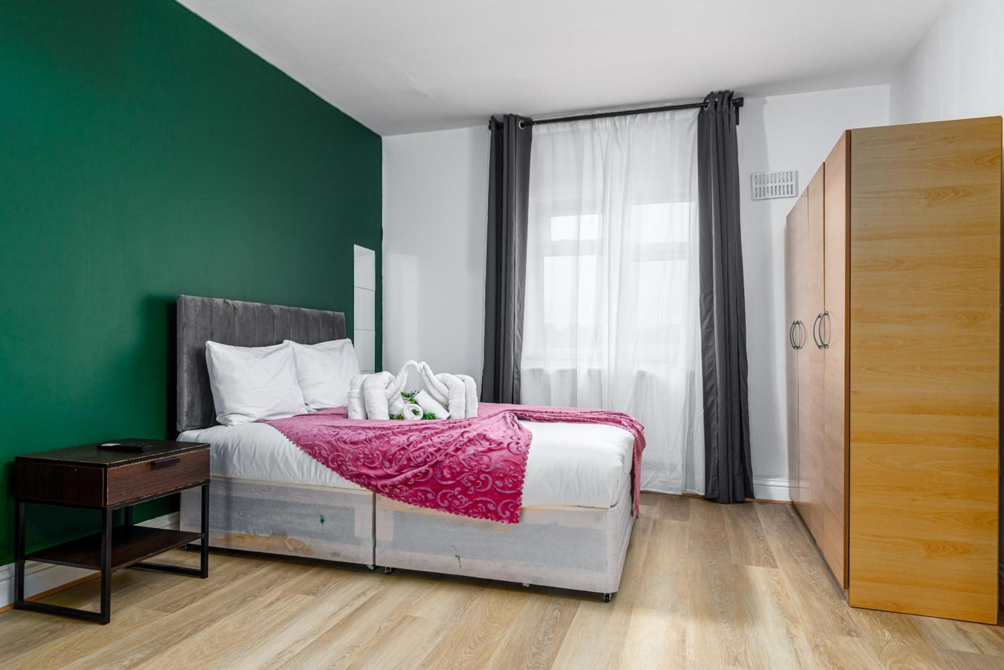 City Gate Guest House Londyn Zewnętrze zdjęcie