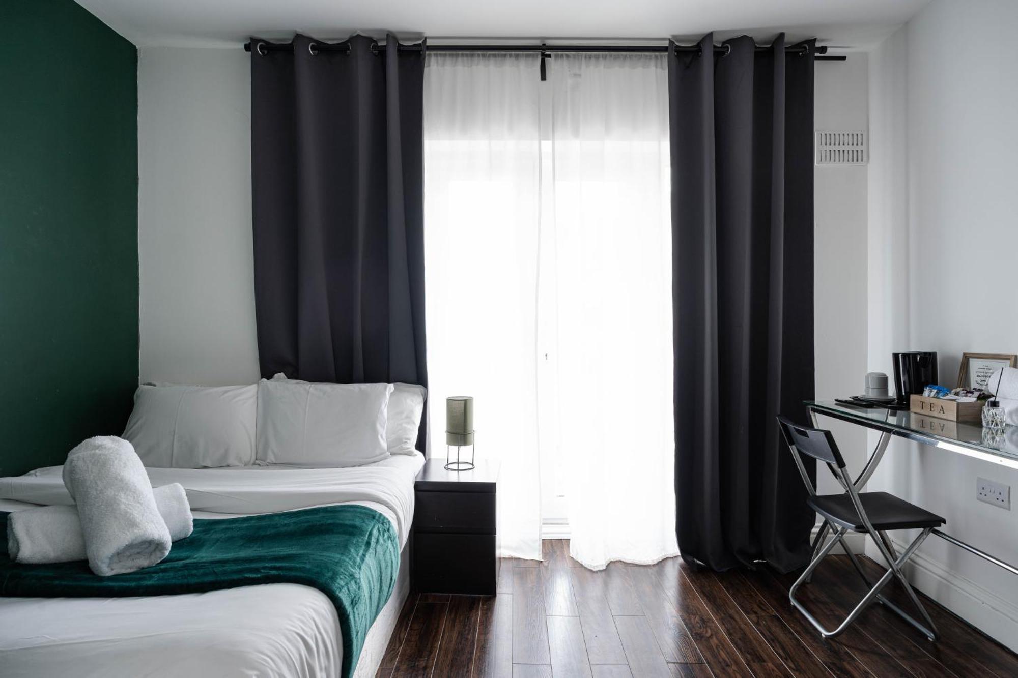 City Gate Guest House Londyn Zewnętrze zdjęcie