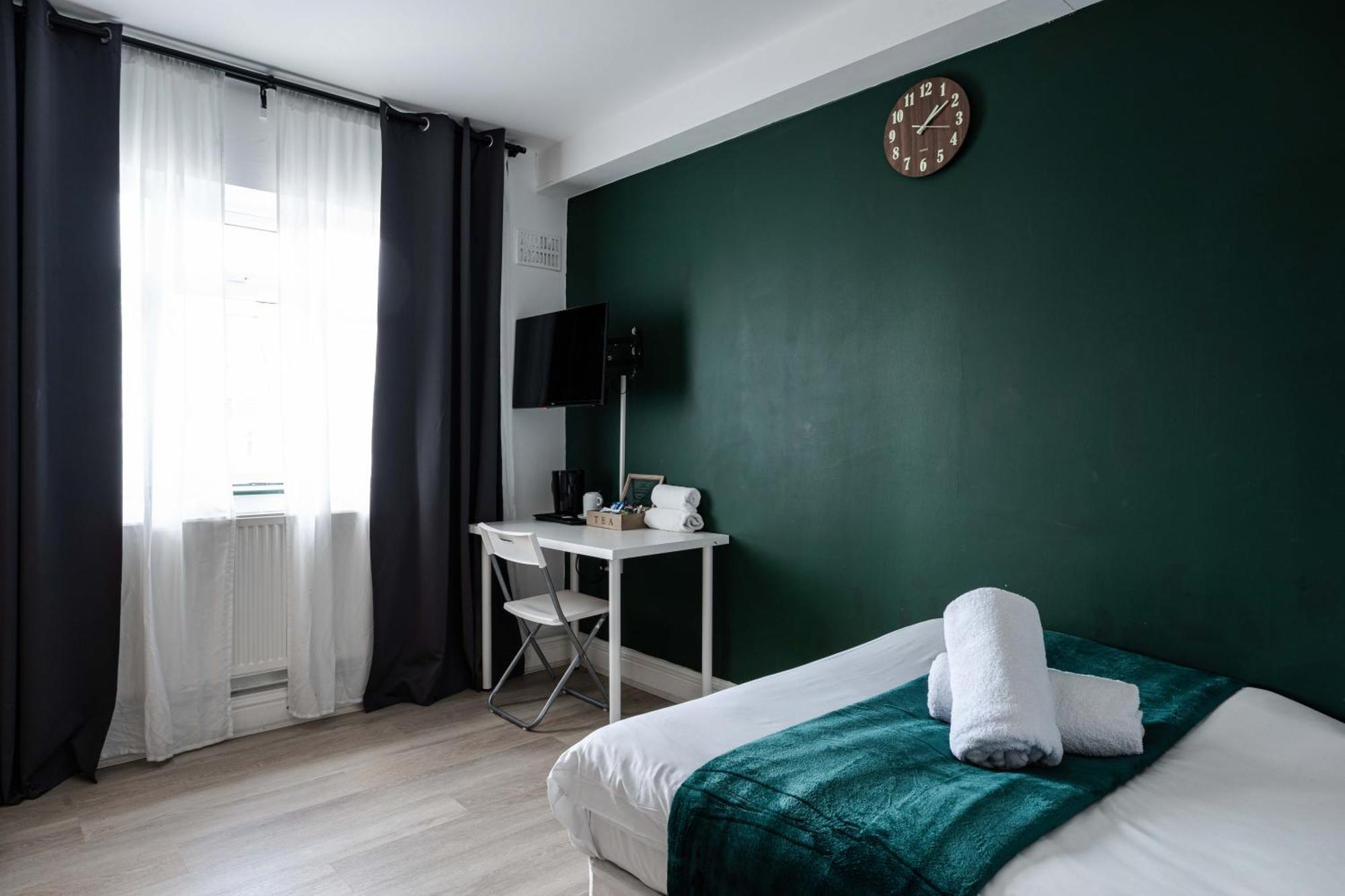 City Gate Guest House Londyn Zewnętrze zdjęcie
